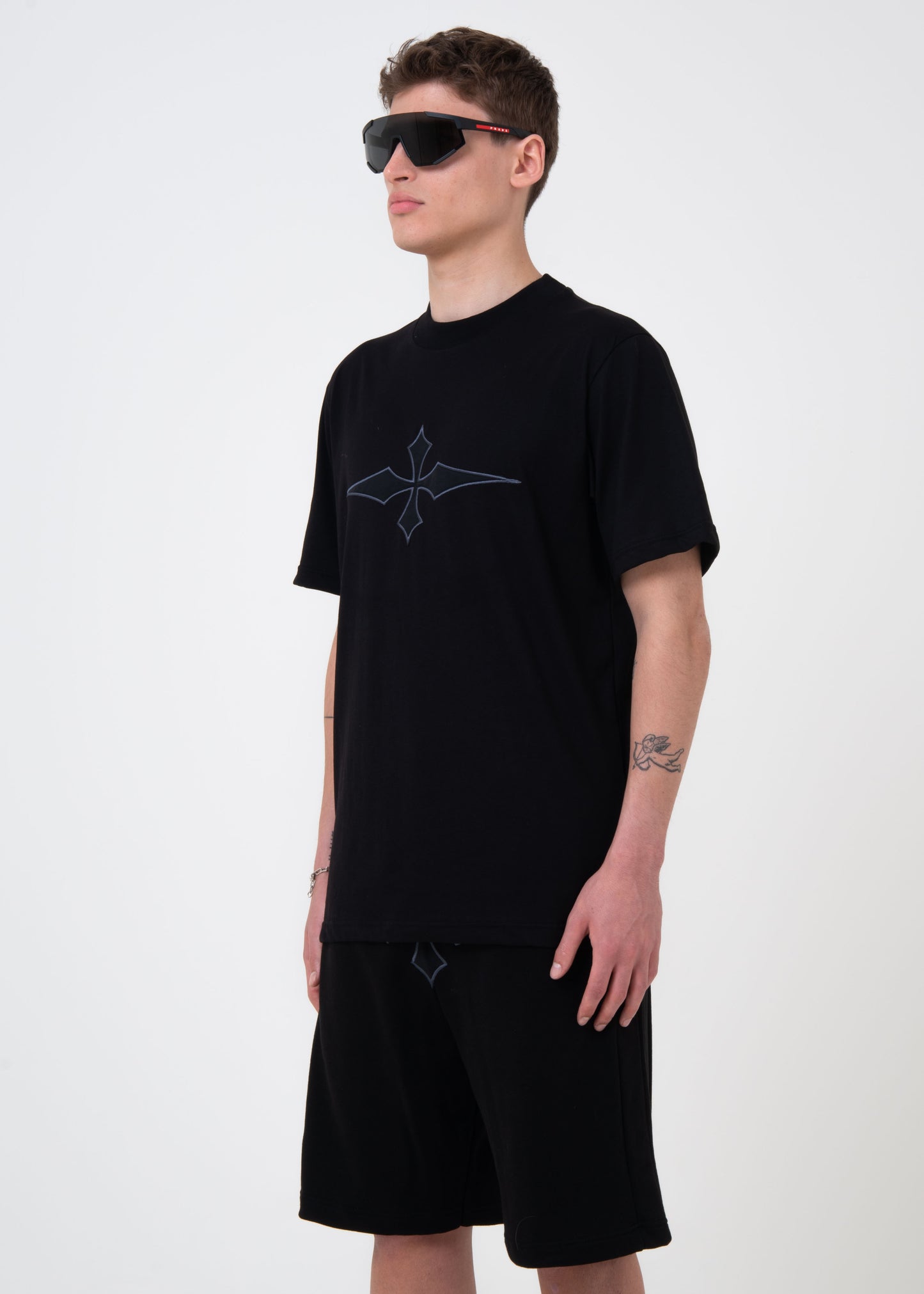 CROSS LOGO T-SHIRT